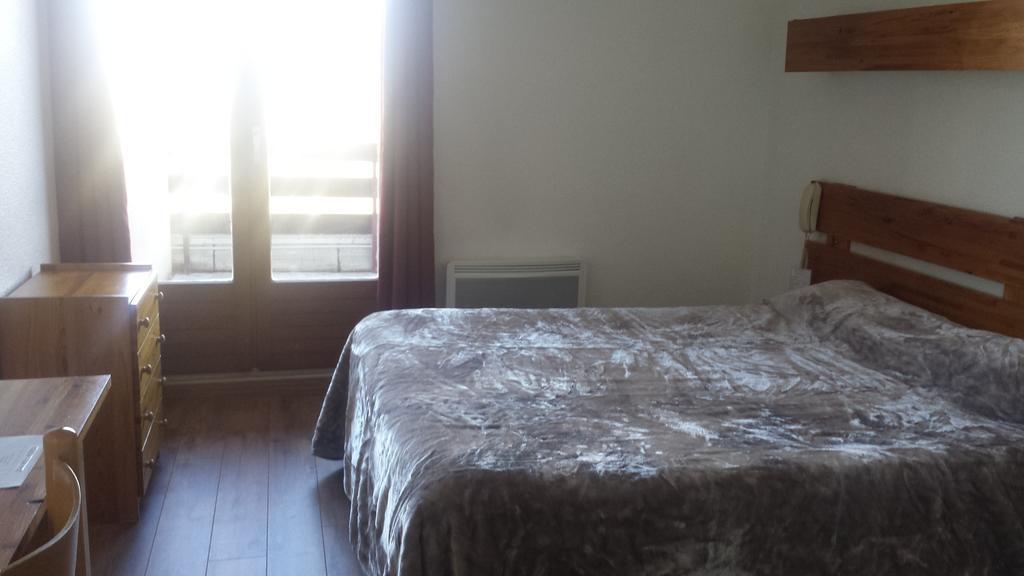 Hotel Yaka 레 장글 객실 사진